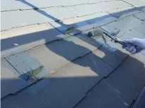 屋根の塗装を行います。