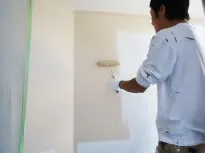 中塗り作業です。